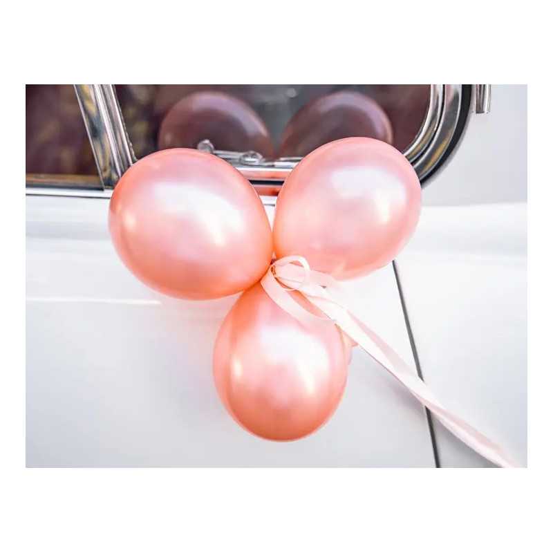 voiture mariés ballons