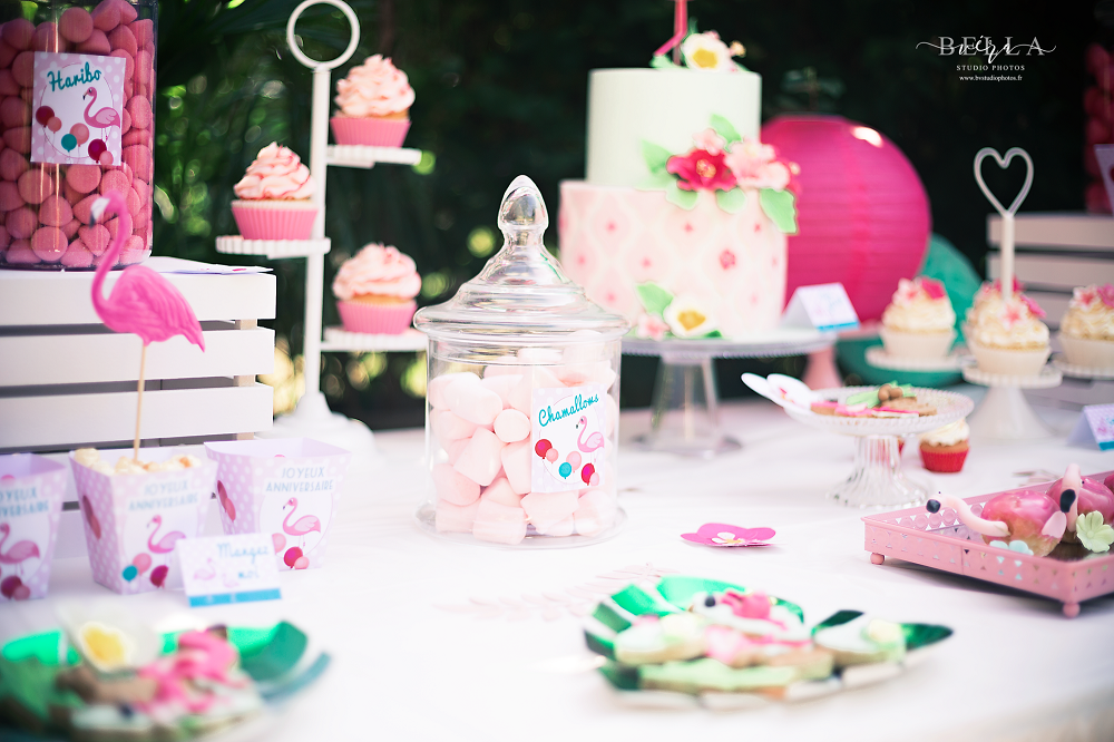 24 Décors De Gâteau Flamant Rose 3D – Thème Tropical – Boîte De 24 Toppers Avec Piques Bois – Anniversaire, Mariage, Baby Shower