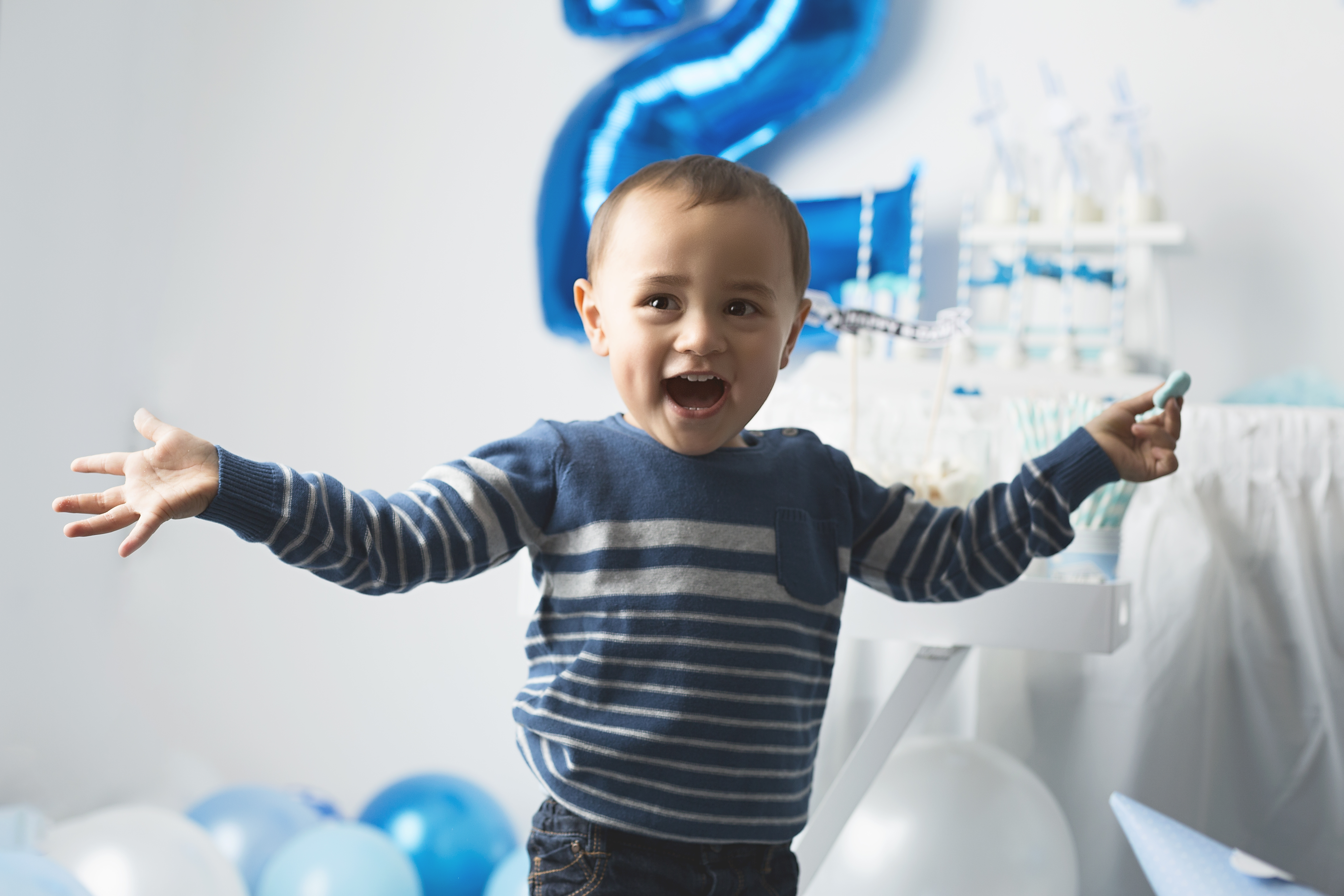 Anniversaire Theme Avion Aviateur Et Nuages Pour Un Bebe Garcon