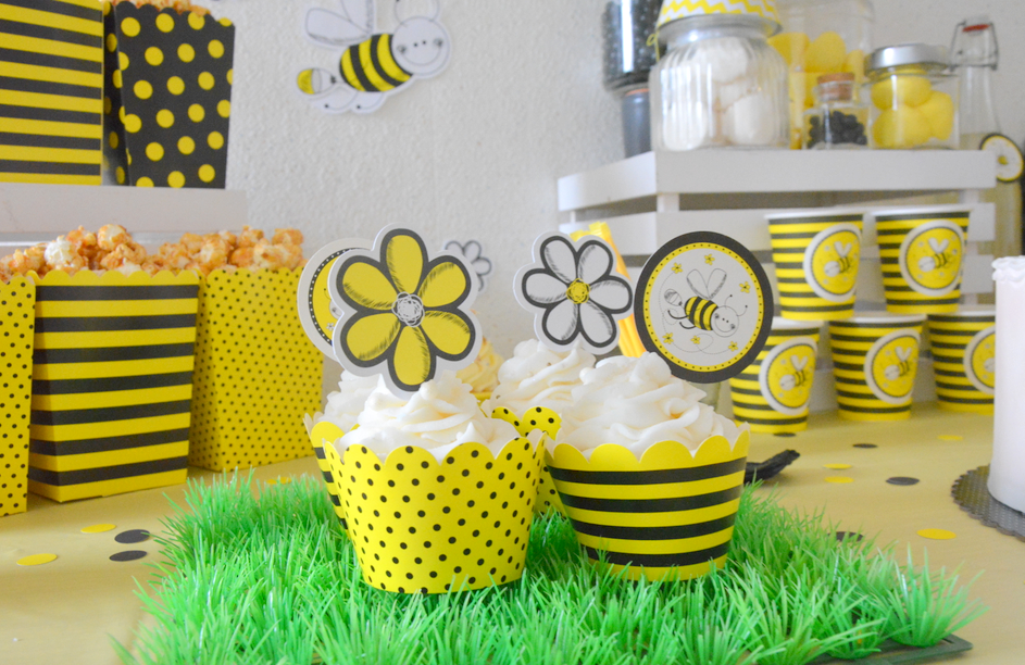 Premier Anniversaire Theme Abeilles Pour Les Enfants Premier Anniversaire Theme Abeilles Pour Les Enfants