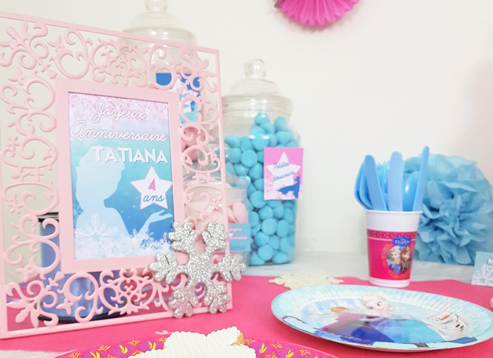 decoration anniversaire reine des neiges rose bleu