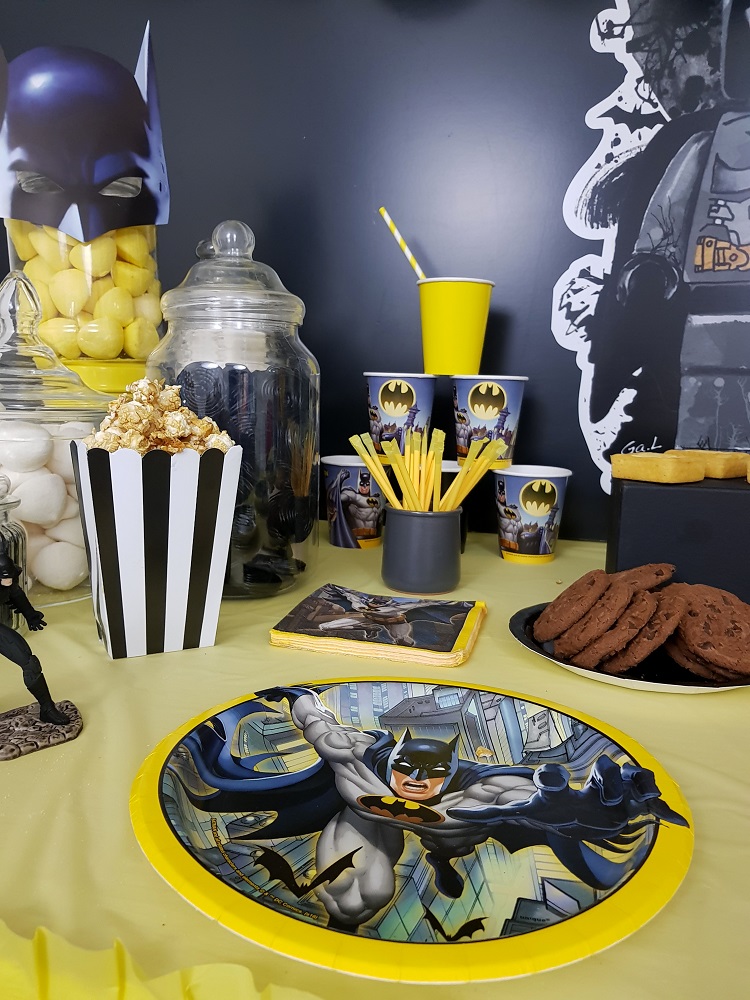 Organisation D Un Anniversaire Batman Noir Jaune Argent Organisation D Un Anniversaire Batman Noir Jaune Argent