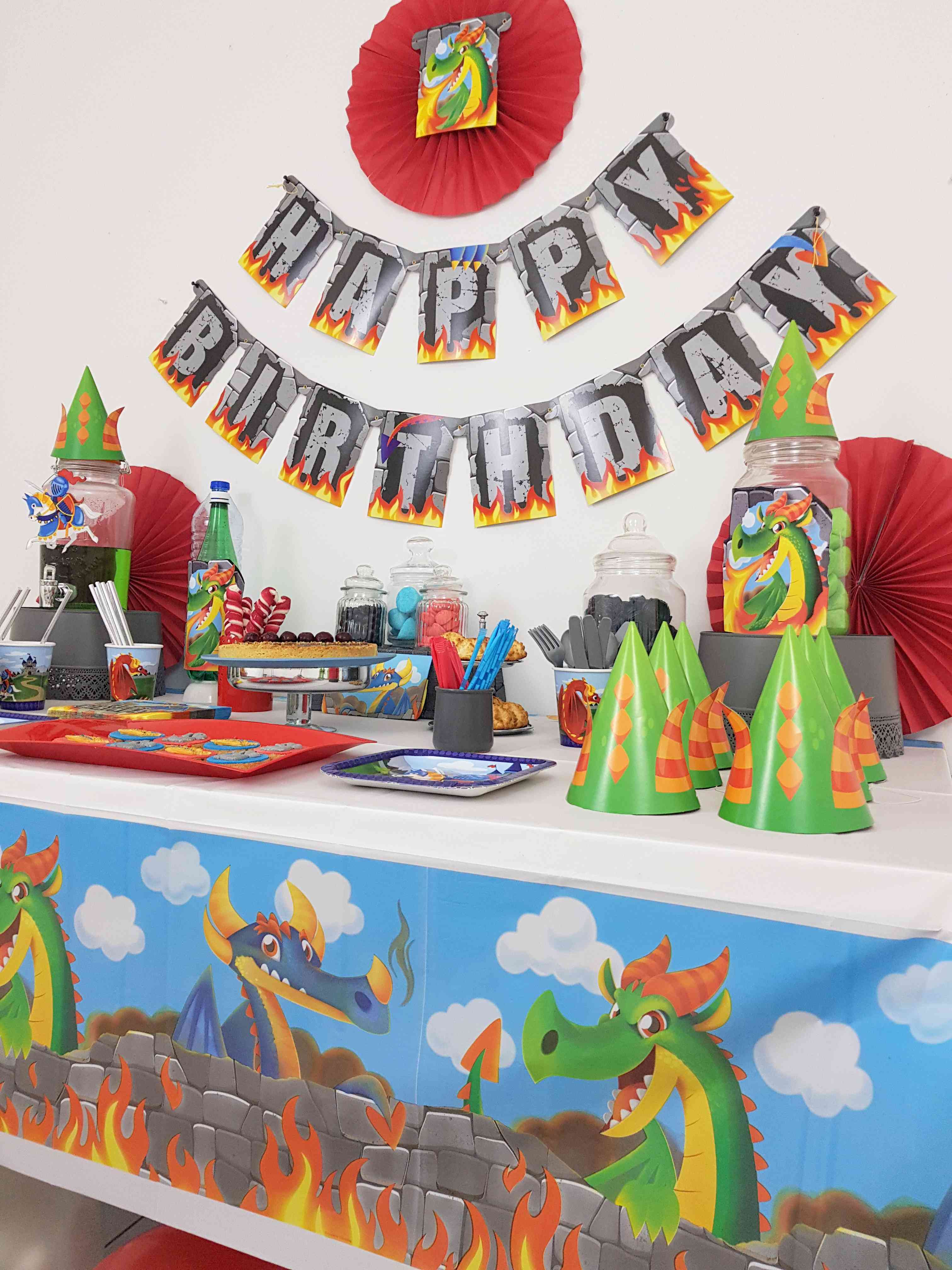 Anniversaire Theme Dragons Et Chevaliers