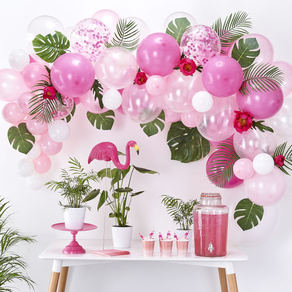 Arche de ballons organiques rose et blancs