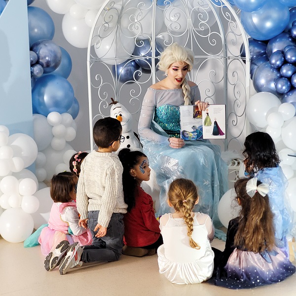 Kit Anniversaire Frozen Princesse Elsa – 8 Couronnes, Baguettes, Bracelets, Ballons – Pour Fille 3-6 Ans - 8