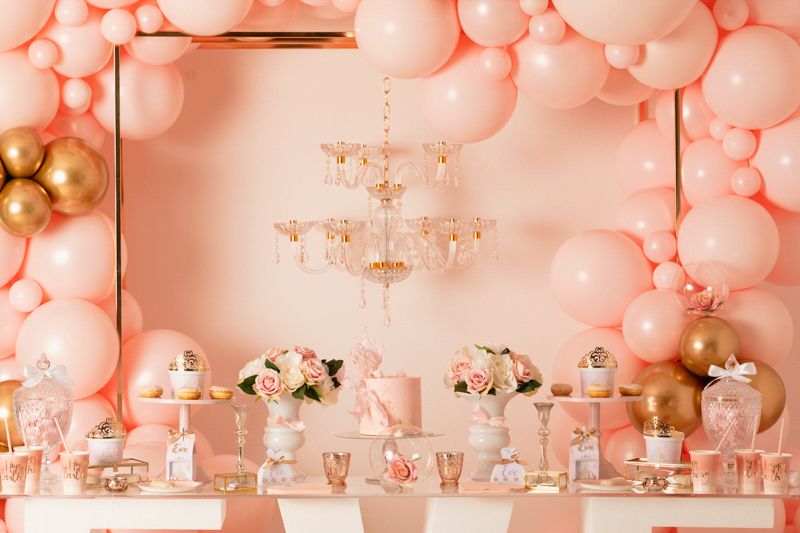 Idee Deco Anniversaire Fille En Rose Et Dore