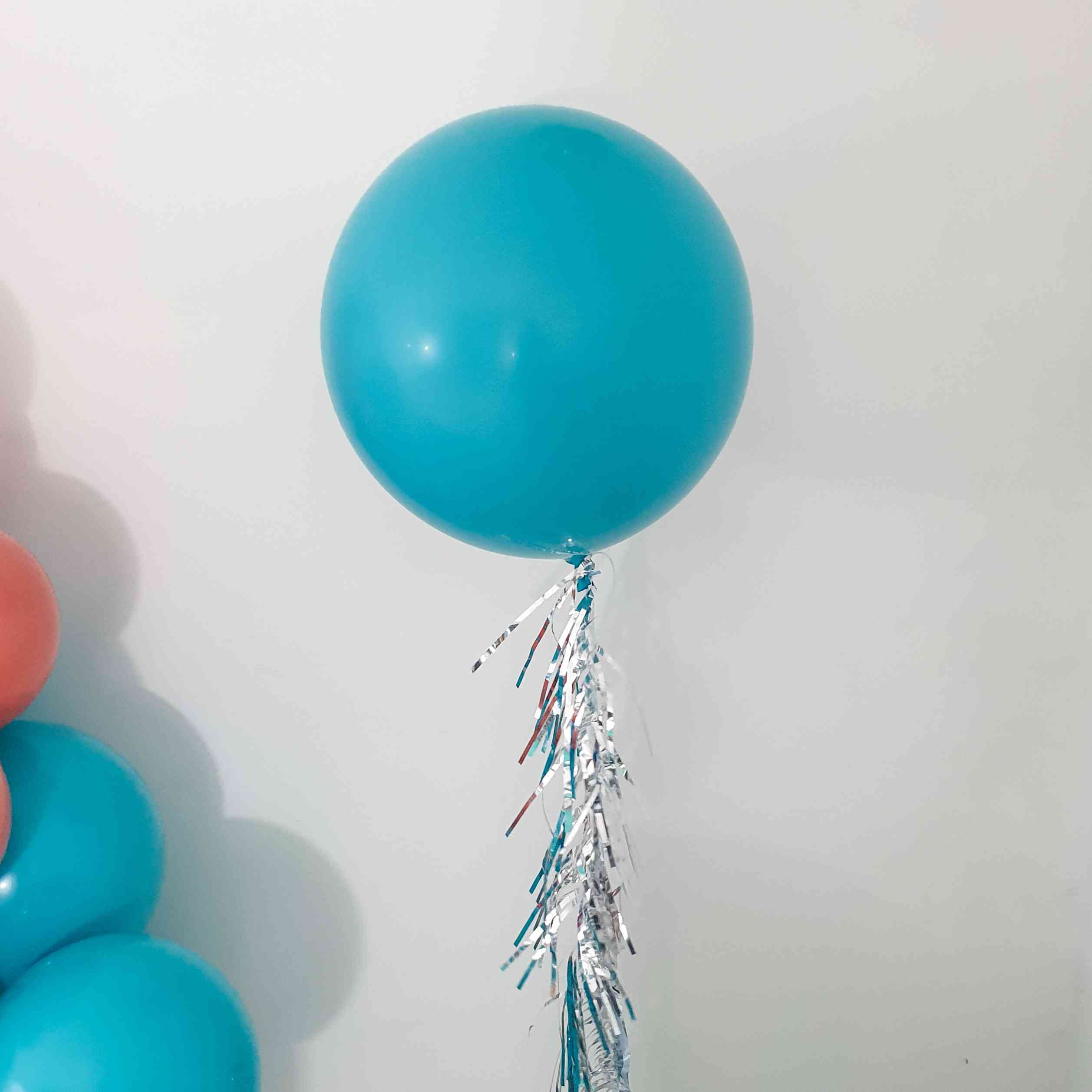 Anniversaire Cerceau de Ballons Organiques pour Julia