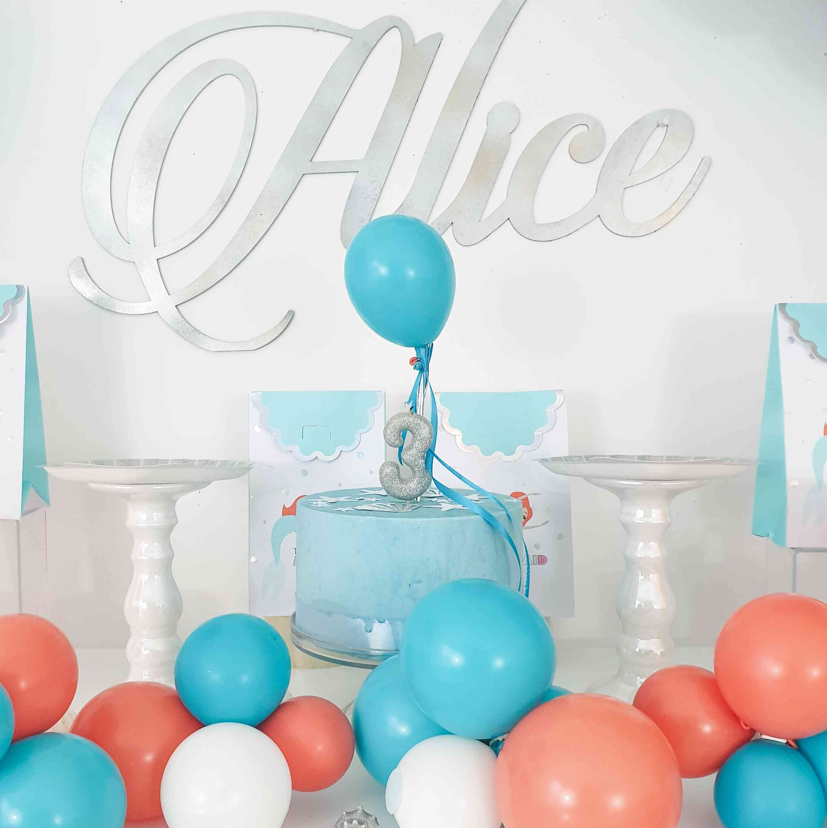 Anniversaire Pour Enfant Theme Petite Sirene Ariel De Disney Bleu Et Corail
