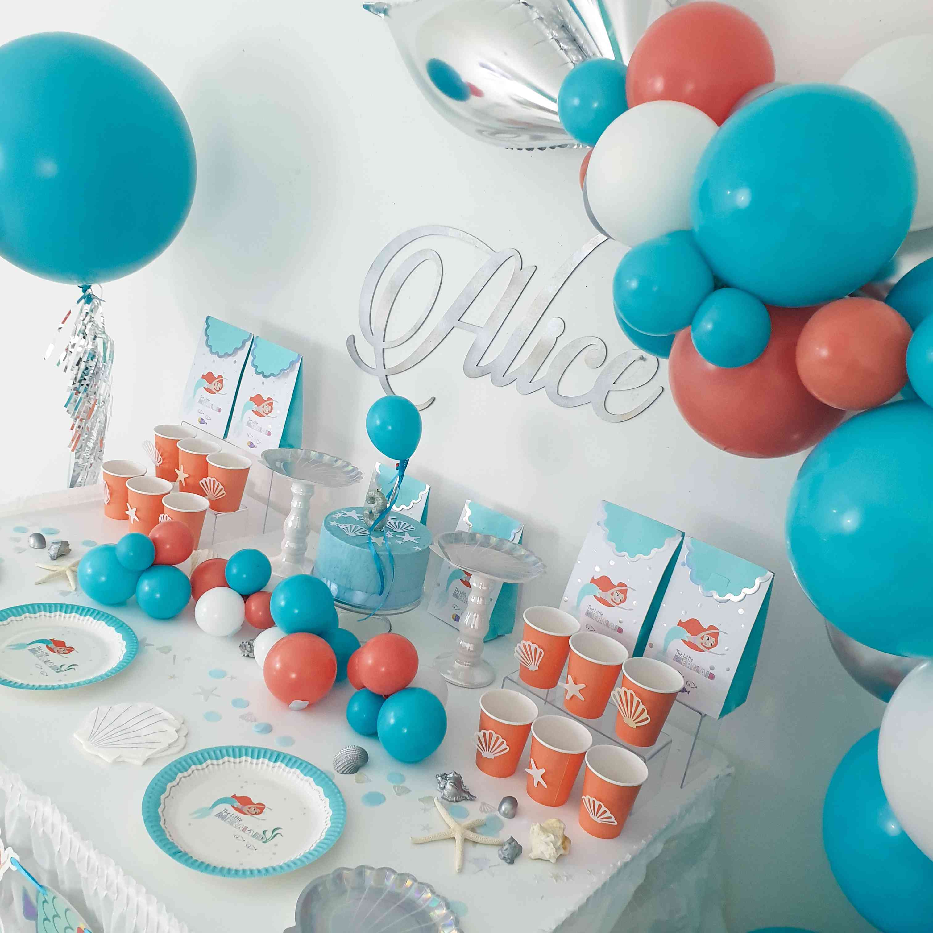 Anniversaire Pour Enfant Theme Petite Sirene Ariel De Disney Bleu Et Corail Anniversaire Pour Enfant Theme Petite Sirene Ariel De Disney Bleu Et Corail