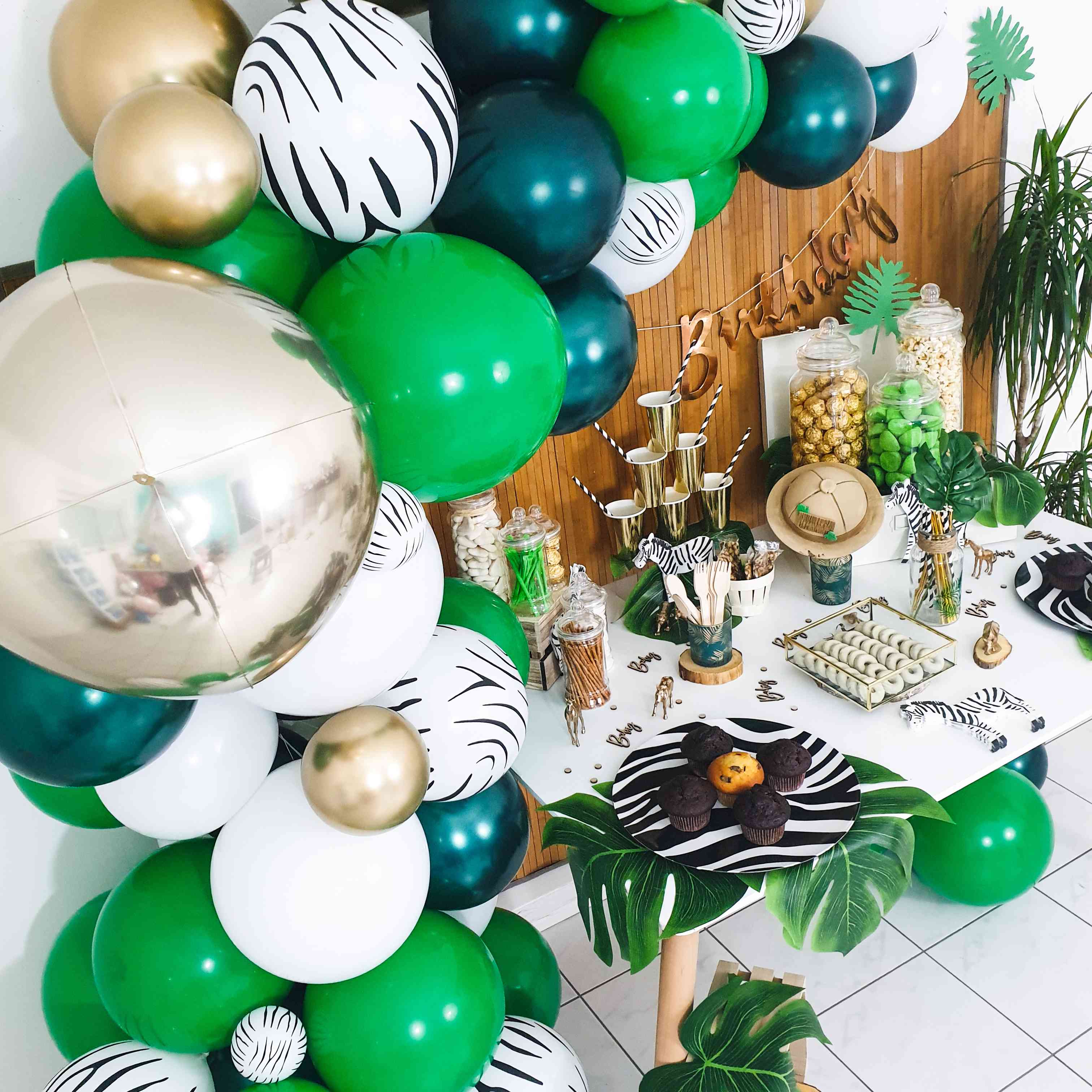 Decoration Anniversaire Jungle Party Zebre Noir Blanc Et Vert