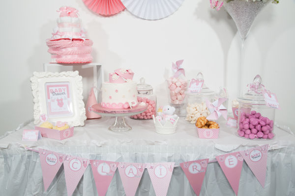 Organiser une baby shower fille, garçon, un gender reveal