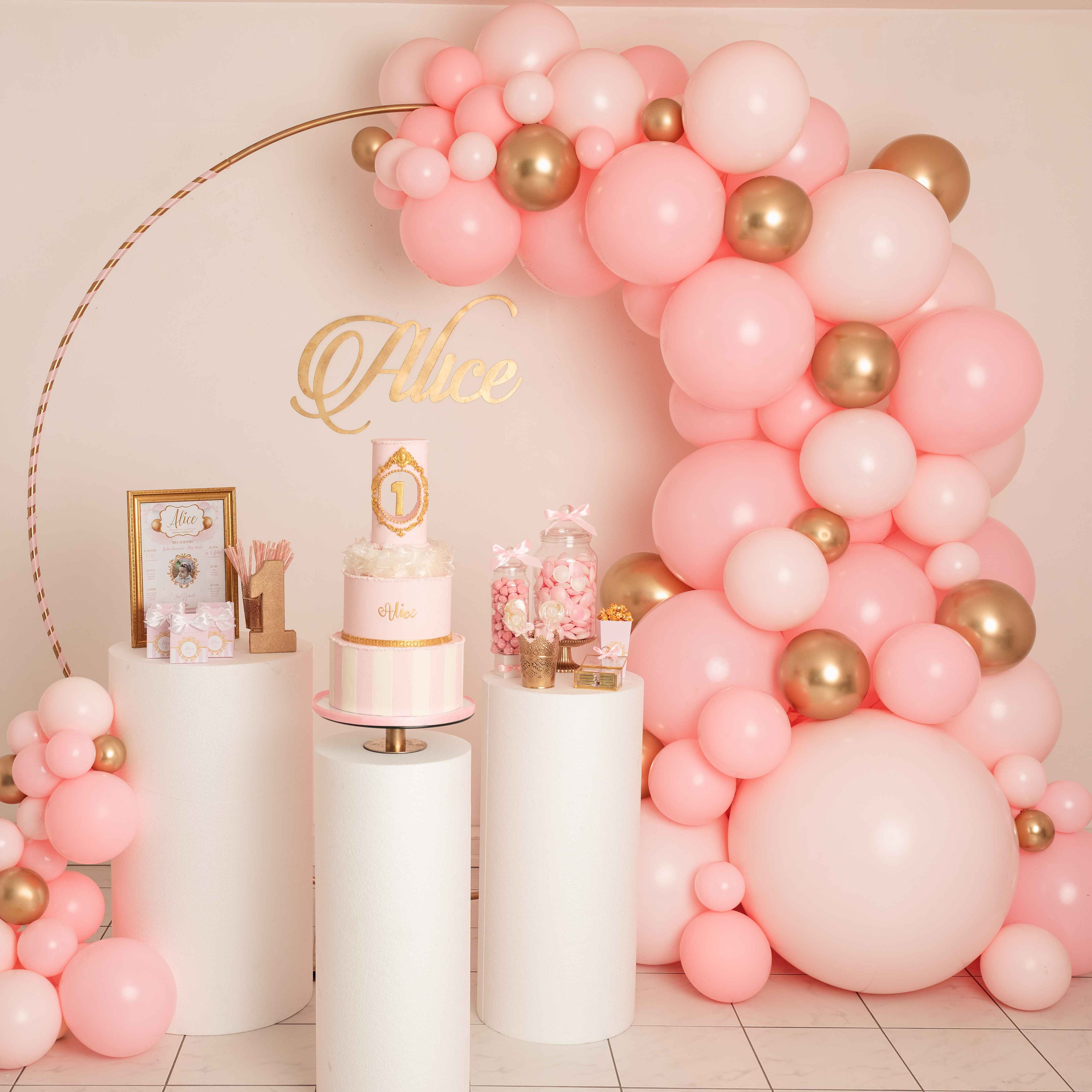 Kit arche de ballons organiques princesse doré chromé rose clair