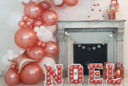 Un Noël Rose Gold : Inspiration Décoration et Fête